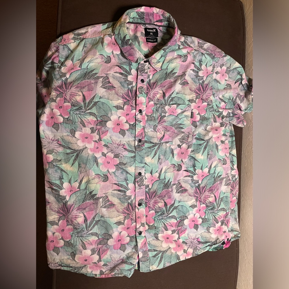 Faded Hawaiian Floral Hurley Short Sleeve Button Down